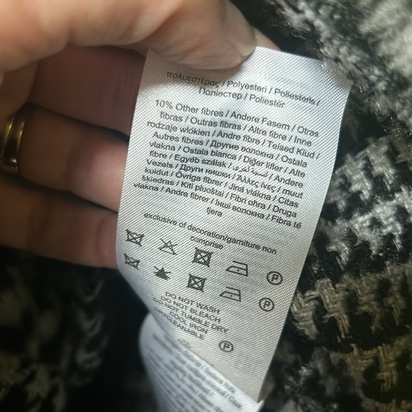 Shaket - Picture 3 of 3